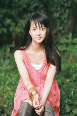 高义美红火车上的故事